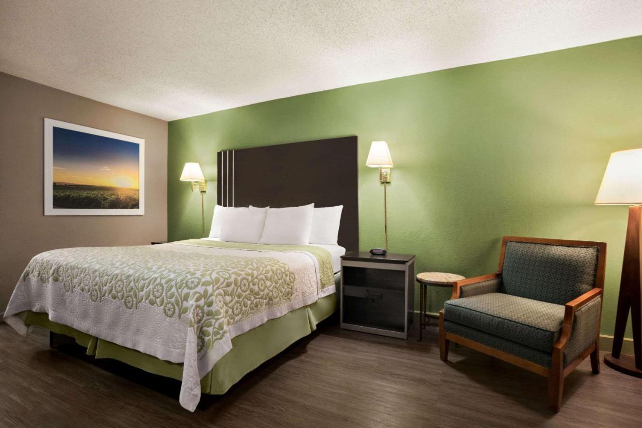 Days Inn By Wyndham Hardeeville/ I-95 State Line Exterior foto